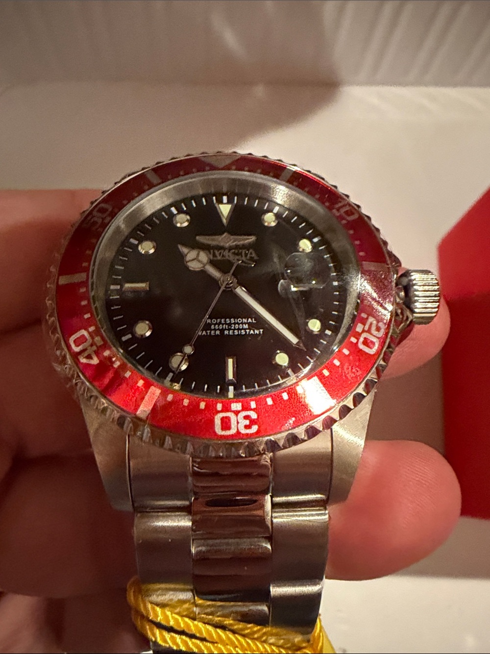 Invicta Men’s Red and Black Stainless Steel Dive-Style Watch - Picture 5 of 9